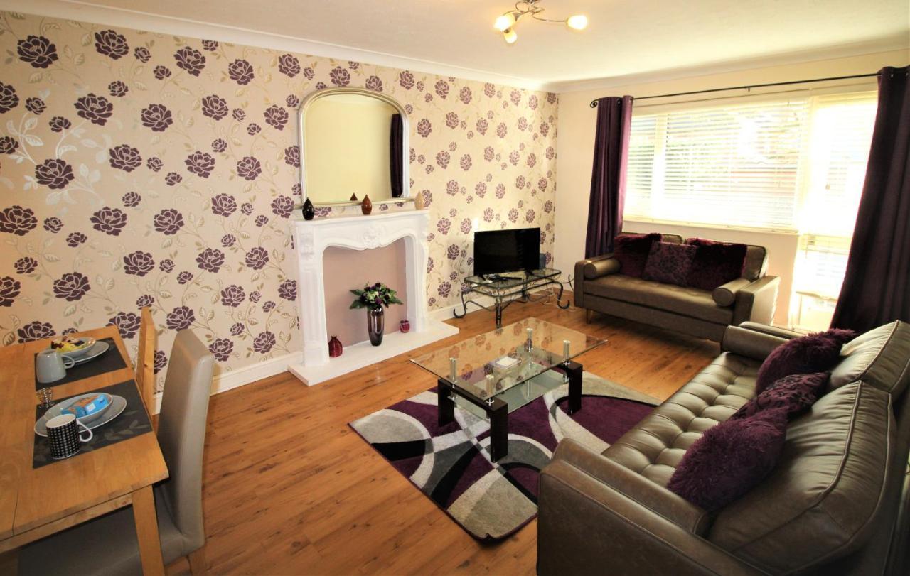 Doncaster - Boswell - Large Balcony Apartment - 2 Double Beds - 2 Bedrooms - Close To Town & Racecourse - Off Street Parking 2 Cars - Fast Wifi Eksteriør billede
